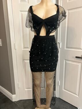 Party wear WOW Couture Black Pearl Mesh Two Piece Dress Set Women’s Small NWT